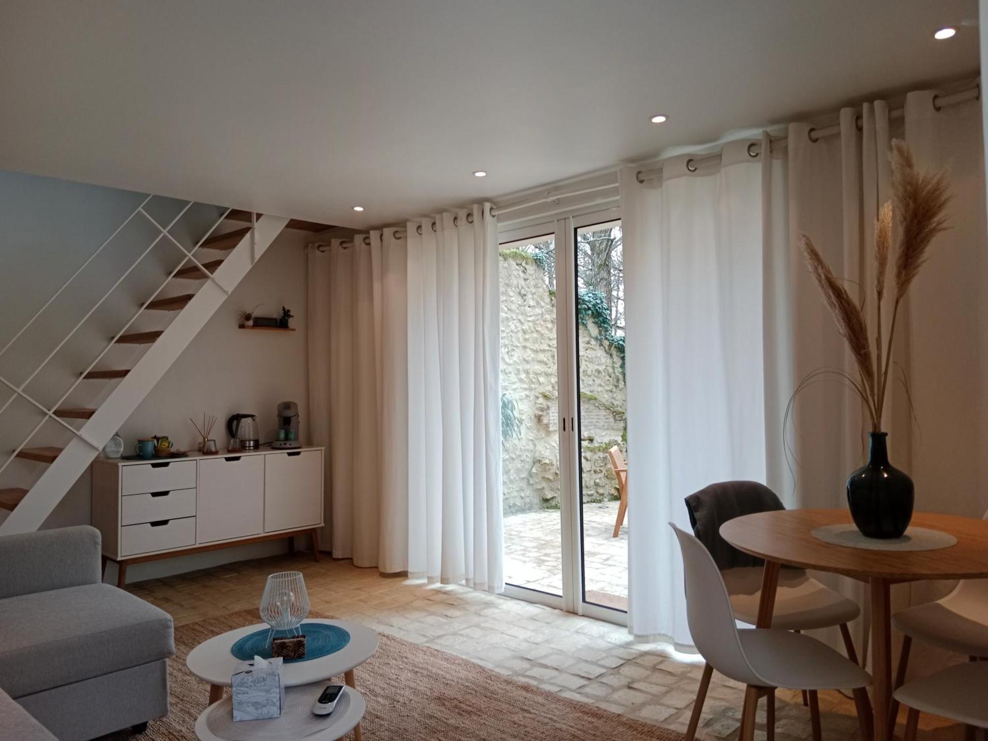 Le Moulin Du Mesnil Bed & Breakfast Saint-Georges-sur-Cher Room photo