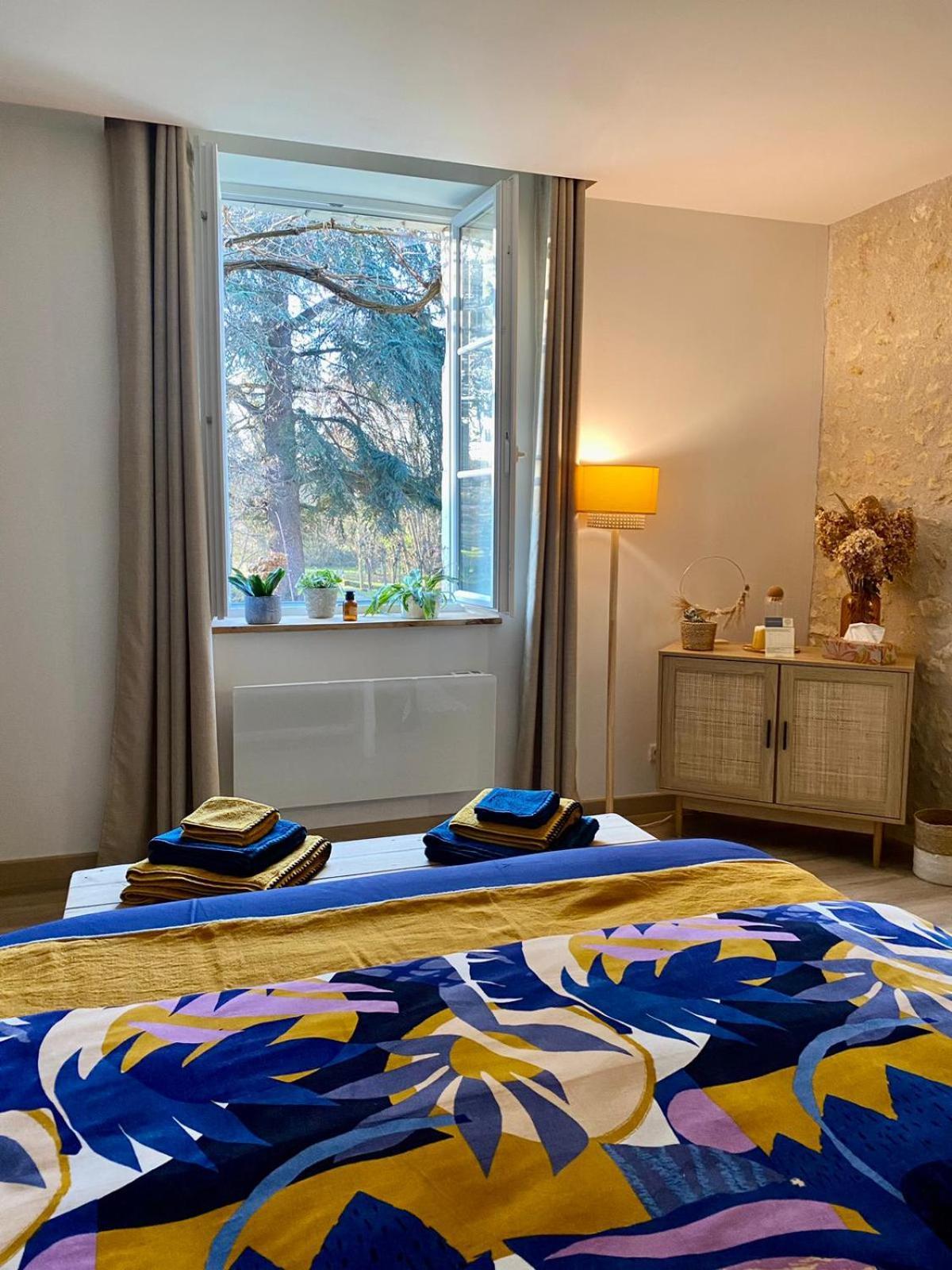 Le Moulin Du Mesnil Bed & Breakfast Saint-Georges-sur-Cher Room photo